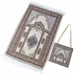 Tapis de Prière Musulman avec Sac de Rangement Islamique Janamaz Sajadah Namaz Tapis de Prière Portable Prier Couverture pour Un Usage Domestique